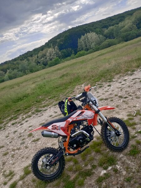 Moto cross enduro.